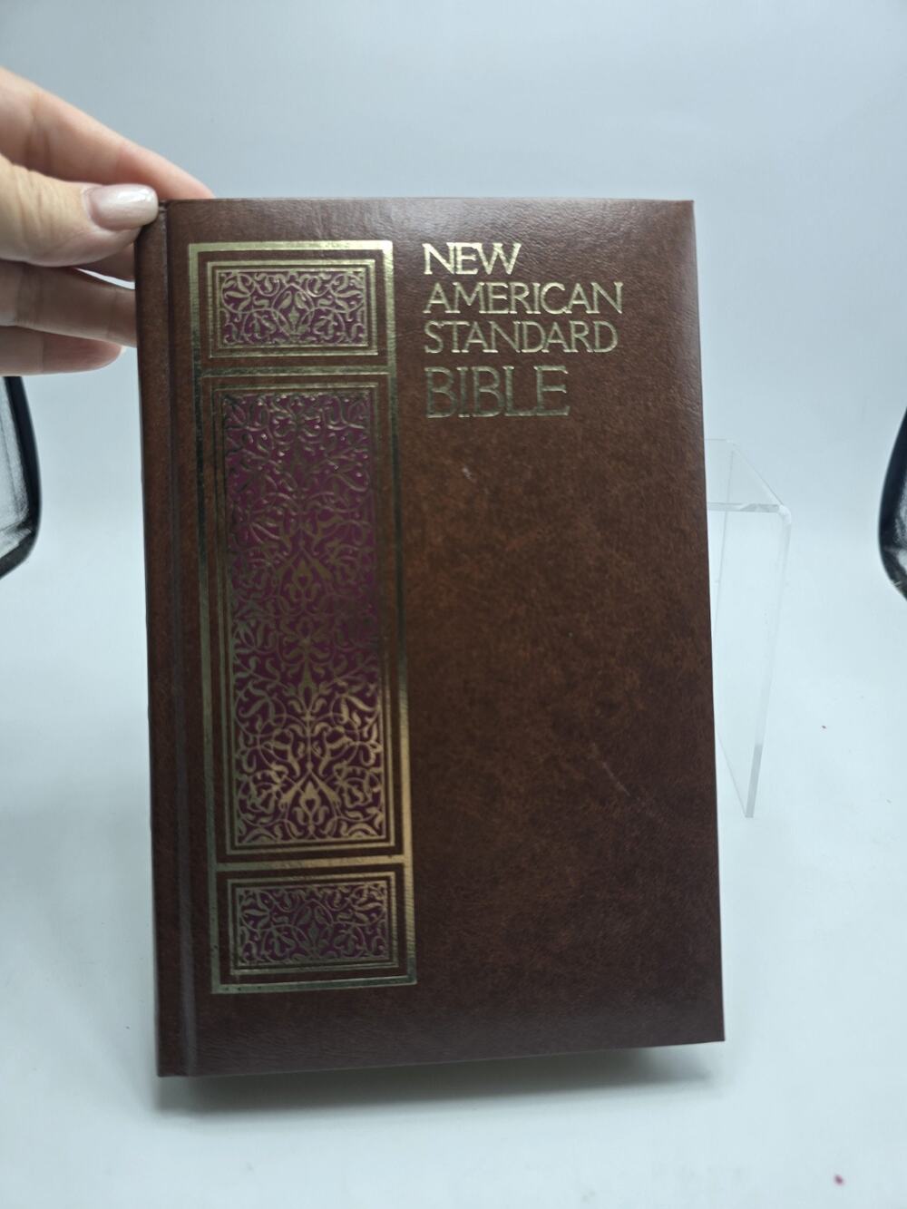 New American Standard Bible 1977 Nelson 762BR / Dictionary-Concordance